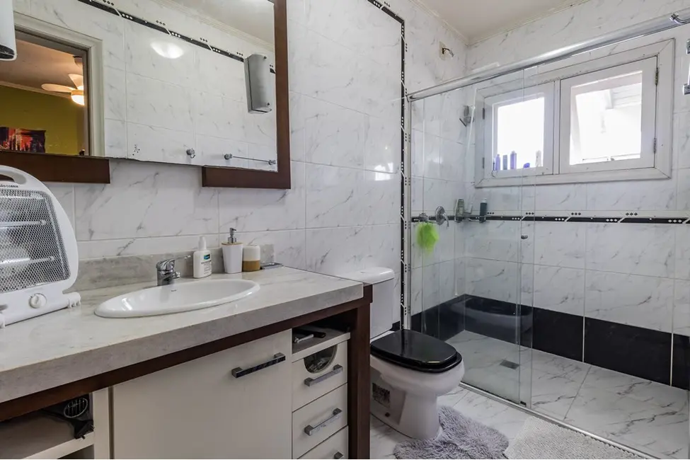 Foto 8 de Casa com 3 quartos à venda, 464m2 em Santo Antônio, Porto Alegre - RS