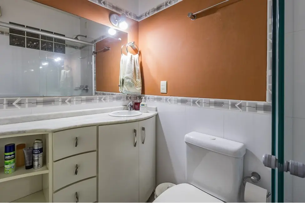 Foto 5 de Casa com 3 quartos à venda, 464m2 em Santo Antônio, Porto Alegre - RS