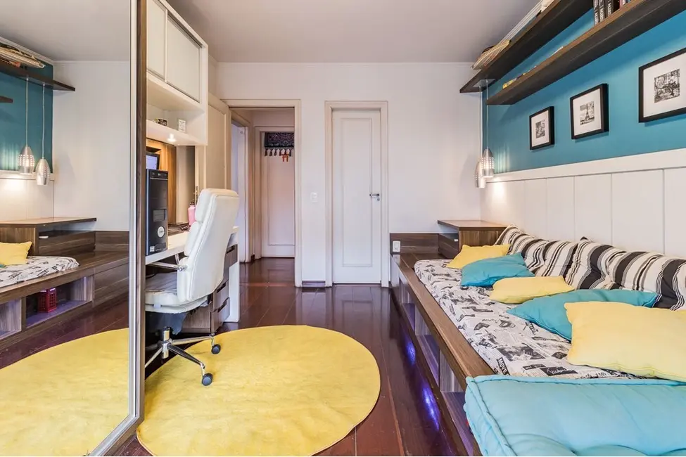 Foto 3 de Casa com 3 quartos à venda, 464m2 em Santo Antônio, Porto Alegre - RS