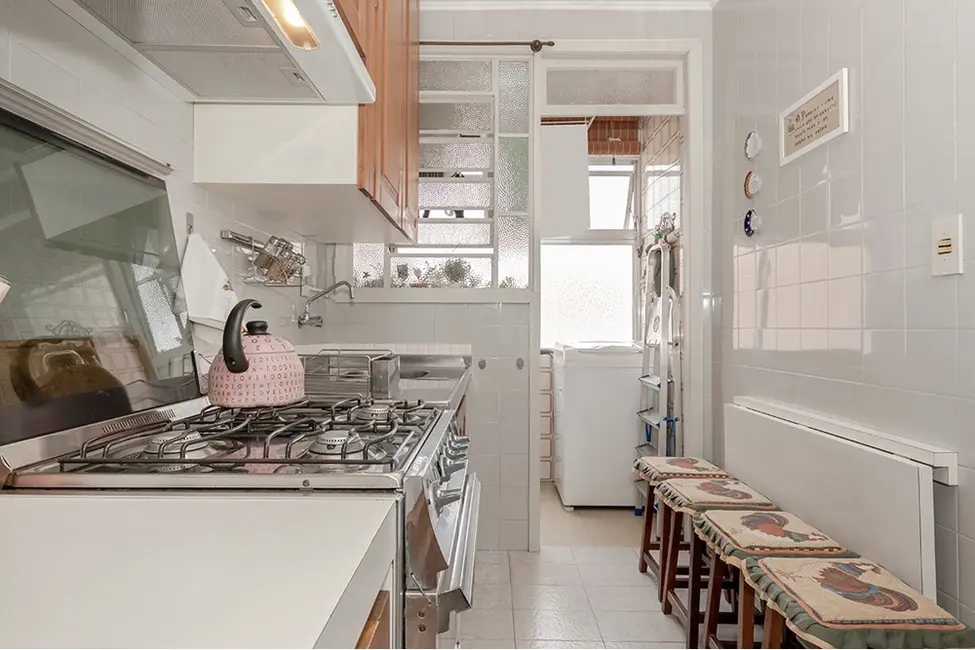 Foto 7 de Apartamento com 2 quartos à venda, 59m2 em Vila Ipiranga, Porto Alegre - RS