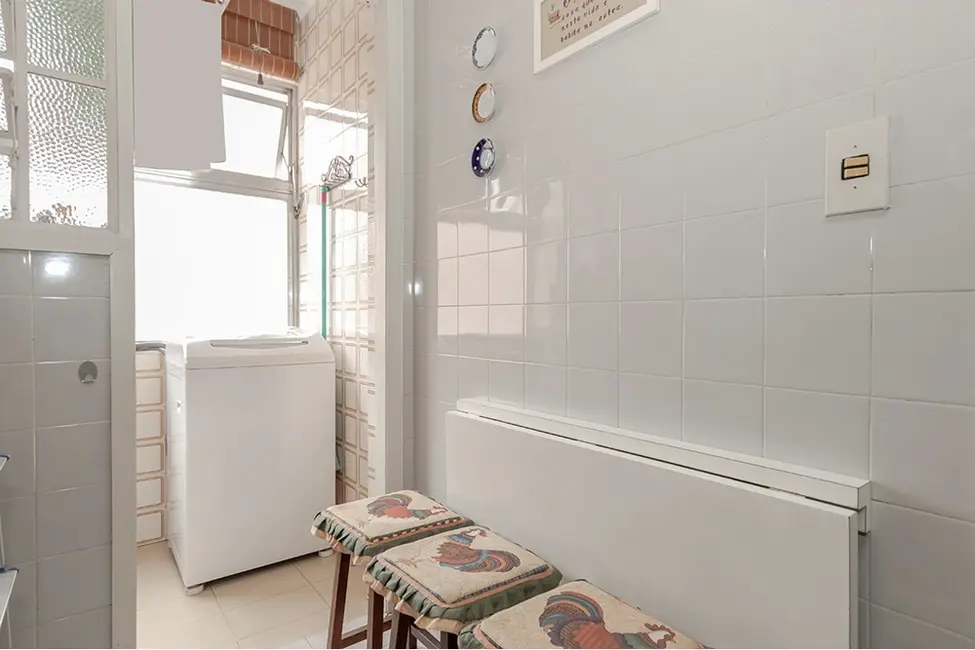 Foto 2 de Apartamento com 2 quartos à venda, 59m2 em Vila Ipiranga, Porto Alegre - RS