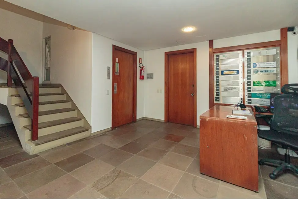 Sala Comercial à venda, 37m2 em Petrópolis, Porto Alegre - RS - imagem 4 Foto 4 de Sala Comercial à venda, 37m2 em Petrópolis, Porto Alegre - RS