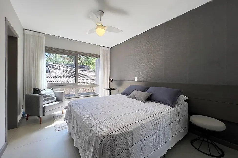 Foto 4 de Casa de Condomínio com 4 quartos à venda, 290m2 em Xangri-lá - RS