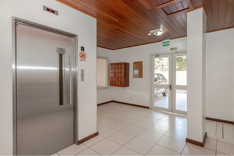 Foto 6 de Apartamento com 2 quartos à venda, 67m2 em Cristal, Porto Alegre - RS