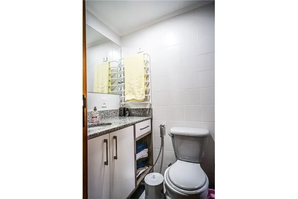 Apartamento com 2 quartos à venda, 80m2 em Petrópolis, Porto Alegre - RS - imagem 4 Foto 4 de Apartamento com 2 quartos à venda, 80m2 em Petrópolis, Porto Alegre - RS