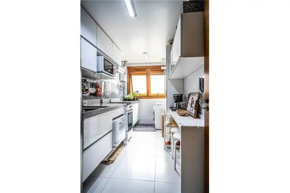 Apartamento com 2 quartos à venda, 80m2 em Petrópolis, Porto Alegre - RS - imagem 7 Foto 7 de Apartamento com 2 quartos à venda, 80m2 em Petrópolis, Porto Alegre - RS