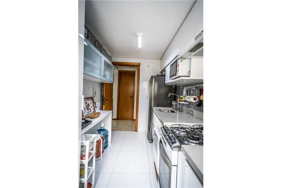 Apartamento com 2 quartos à venda, 80m2 em Petrópolis, Porto Alegre - RS - imagem 9 Foto 9 de Apartamento com 2 quartos à venda, 80m2 em Petrópolis, Porto Alegre - RS