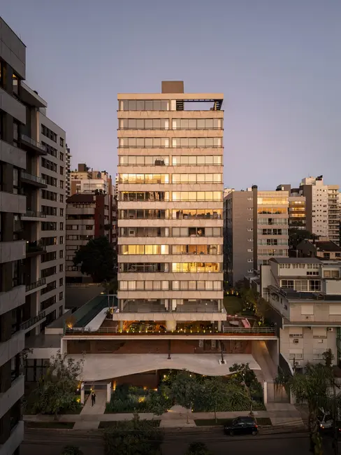 Foto 2 de Apartamento com 3 quartos à venda, 160m2 em Petrópolis, Porto Alegre - RS