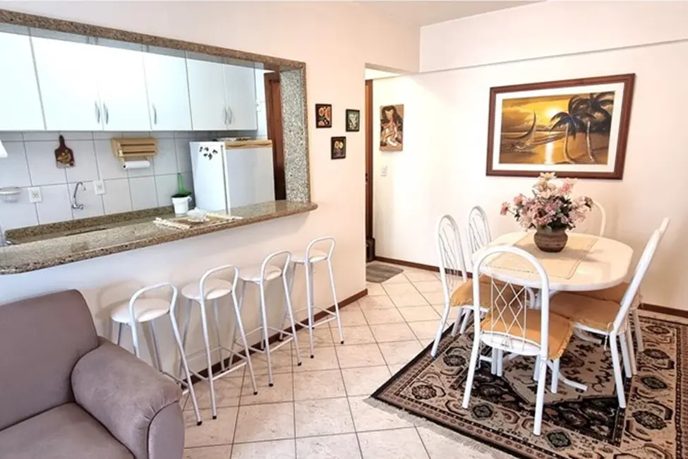 Apartamento com 2 quartos à venda, 70m2 em Centro, Balneario Camboriu - SC - imagem 1 Foto 1 de Apartamento com 2 quartos à venda, 70m2 em Centro, Balneario Camboriu - SC