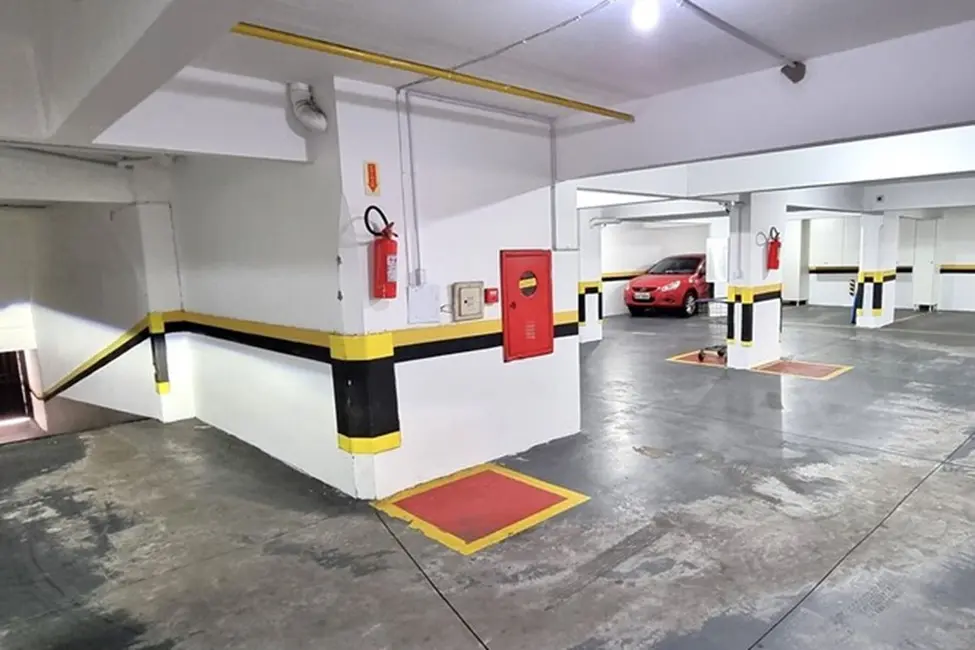 Apartamento com 2 quartos à venda, 70m2 em Centro, Balneario Camboriu - SC - imagem 5 Foto 5 de Apartamento com 2 quartos à venda, 70m2 em Centro, Balneario Camboriu - SC