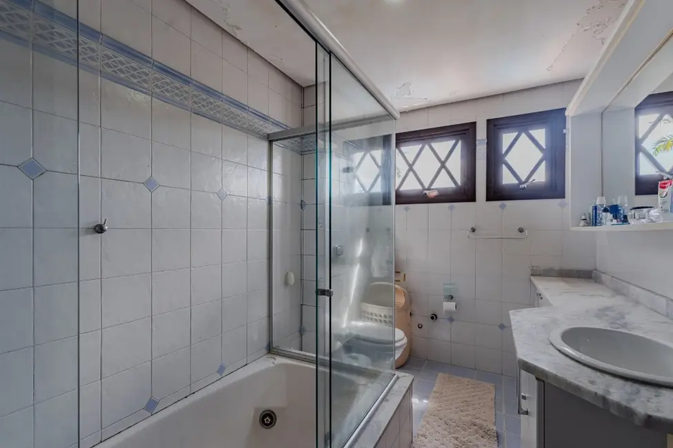 Foto 6 de Casa de Condomínio com 3 quartos à venda, 385m2 em Agronomia, Porto Alegre - RS