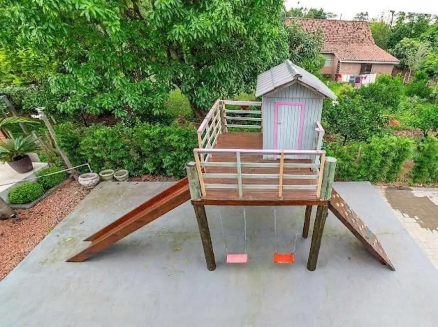 Casa de Condomínio com 4 quartos à venda, 270m2 em Viamao - RS - imagem 4 Foto 4 de Casa de Condomínio com 4 quartos à venda, 270m2 em Viamao - RS