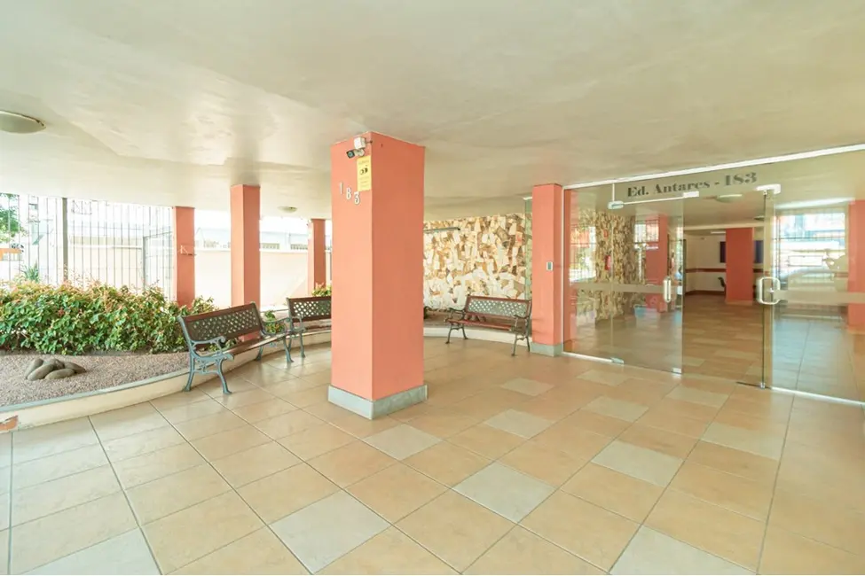 Foto 6 de Apartamento com 2 quartos à venda, 63m2 em Santa Cecília, Porto Alegre - RS