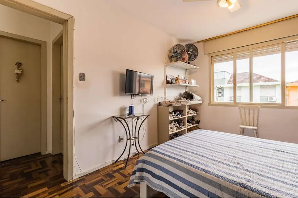 Foto 9 de Apartamento com 2 quartos à venda, 61m2 em São Sebastião, Porto Alegre - RS