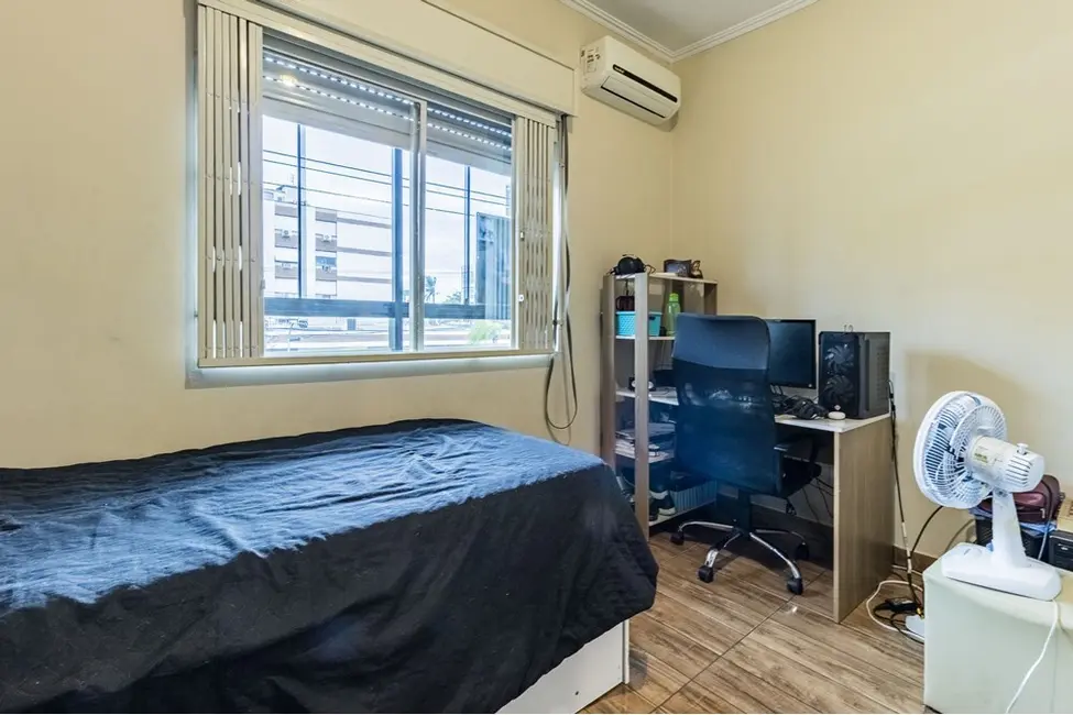 Foto 2 de Apartamento com 3 quartos à venda, 134m2 em Vila Ipiranga, Porto Alegre - RS