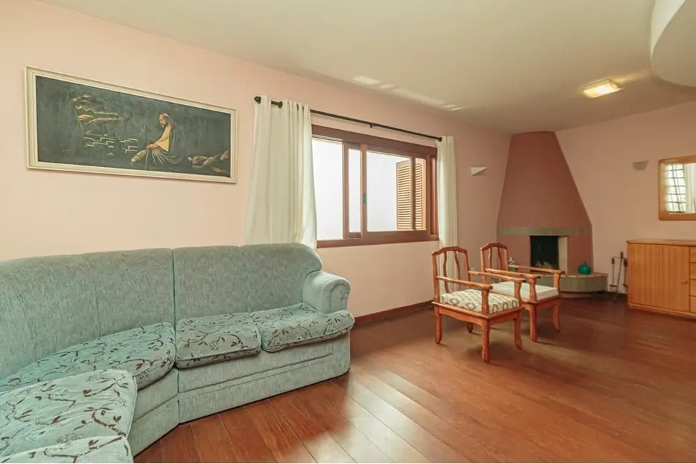 Foto 1 de Casa com 3 quartos à venda, 213m2 em Chácara das Pedras, Porto Alegre - RS