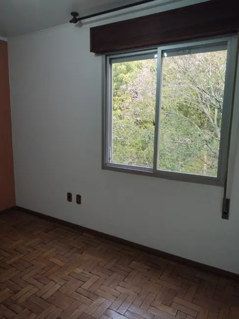 Foto 3 de Apartamento com 2 quartos à venda, 51m2 em São Sebastião, Porto Alegre - RS