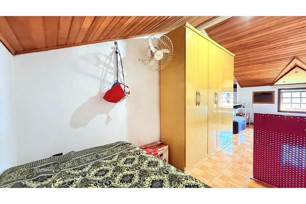 Foto 2 de Casa de Condomínio com 3 quartos à venda, 80m2 em Vila Nova, Porto Alegre - RS