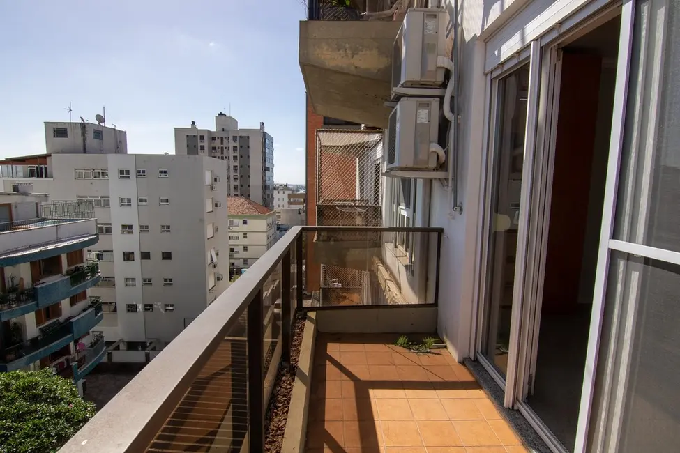 Apartamento com 2 quartos à venda, 88m2 em Higienópolis, Porto Alegre - RS - imagem 9 Foto 9 de Apartamento com 2 quartos à venda, 88m2 em Higienópolis, Porto Alegre - RS