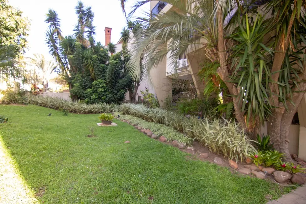 Apartamento com 2 quartos à venda, 88m2 em Higienópolis, Porto Alegre - RS - imagem 4 Foto 4 de Apartamento com 2 quartos à venda, 88m2 em Higienópolis, Porto Alegre - RS