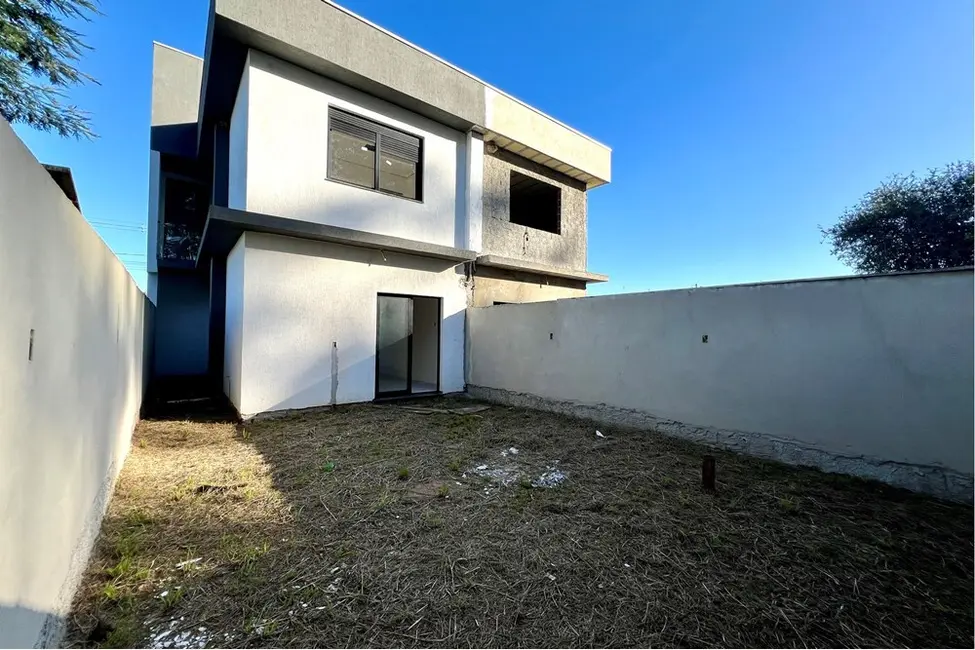 Foto 3 de Casa com 3 quartos à venda, 155m2 em Centro, Nova Santa Rita - RS