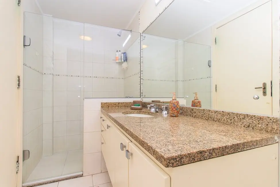 Foto 5 de Apartamento com 3 quartos à venda, 153m2 em Rio Branco, Porto Alegre - RS