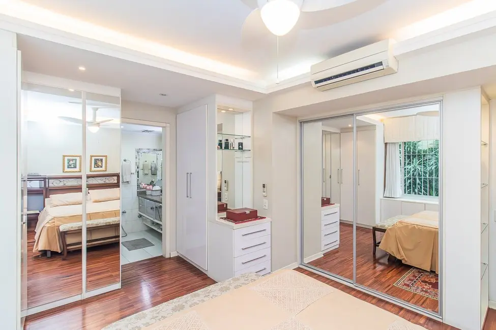 Foto 3 de Apartamento com 3 quartos à venda, 153m2 em Rio Branco, Porto Alegre - RS