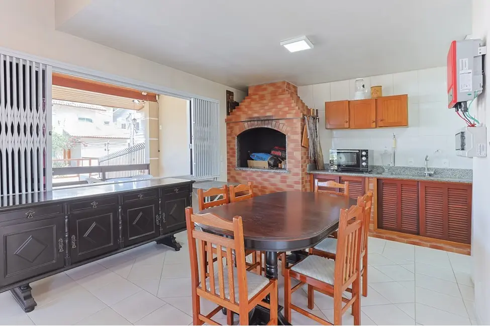 Foto 8 de Casa com 4 quartos à venda, 295m2 em Trindade, Florianopolis - SC