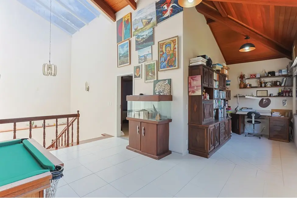 Foto 4 de Casa com 4 quartos à venda, 295m2 em Trindade, Florianopolis - SC