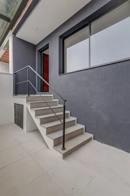 Casa com 3 quartos à venda, 210m2 em Chácara das Pedras, Porto Alegre - RS - imagem 2 Foto 2 de Casa com 3 quartos à venda, 210m2 em Chácara das Pedras, Porto Alegre - RS