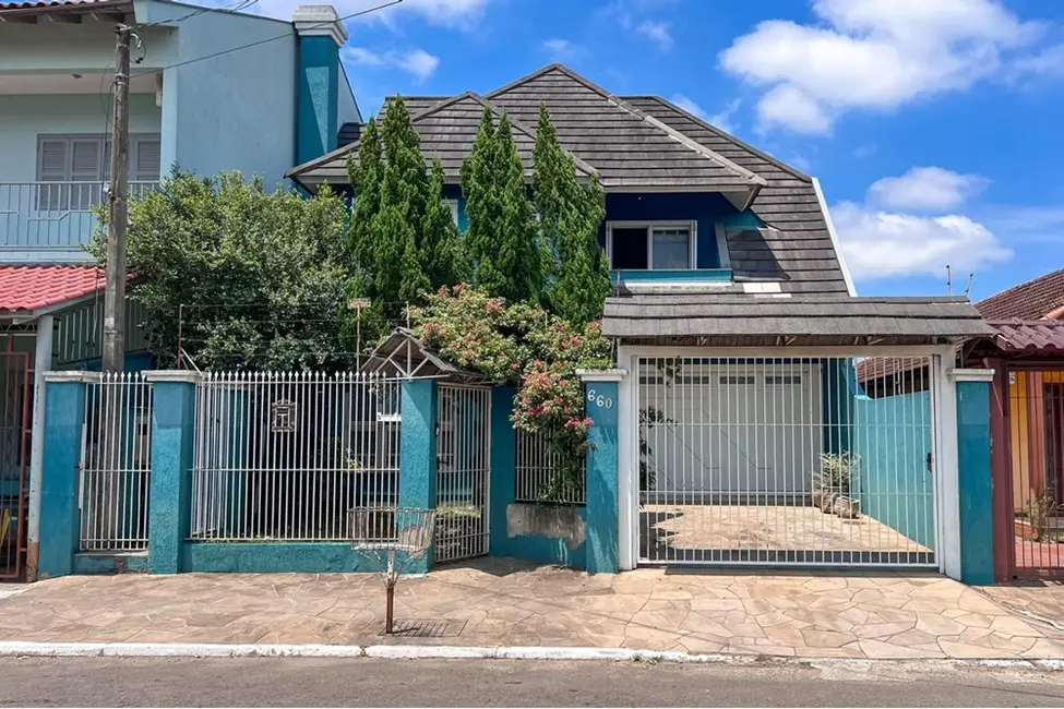 Foto 1 de Casa com 4 quartos à venda, 300m2 em São Luis, Canoas - RS