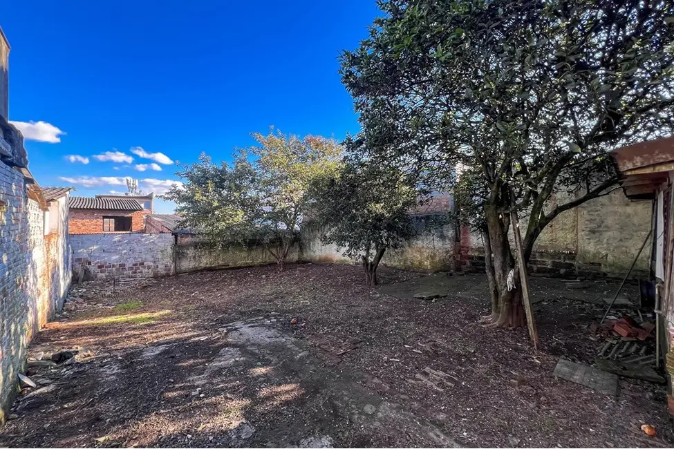 Foto 1 de Terreno / Lote à venda, 300m2 em Nossa Senhora das Graças, Canoas - RS