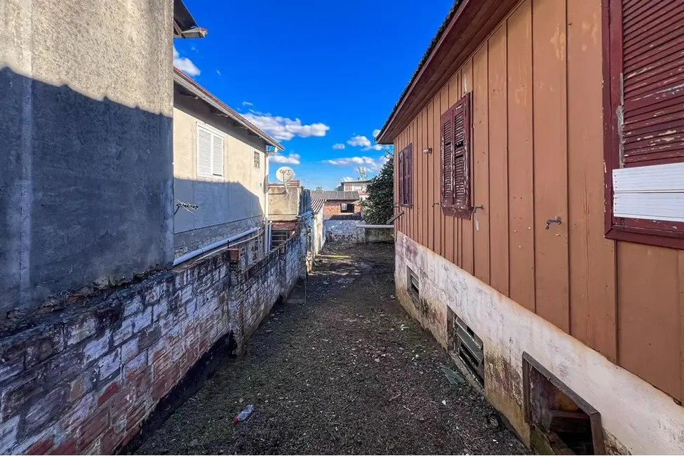 Terreno / Lote à venda, 300m2 em Nossa Senhora das Graças, Canoas - RS - imagem 4 Foto 4 de Terreno / Lote à venda, 300m2 em Nossa Senhora das Graças, Canoas - RS