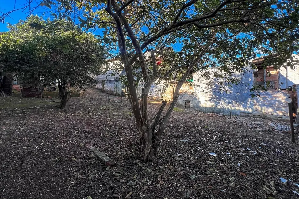 Terreno / Lote à venda, 300m2 em Nossa Senhora das Graças, Canoas - RS - imagem 6 Foto 6 de Terreno / Lote à venda, 300m2 em Nossa Senhora das Graças, Canoas - RS