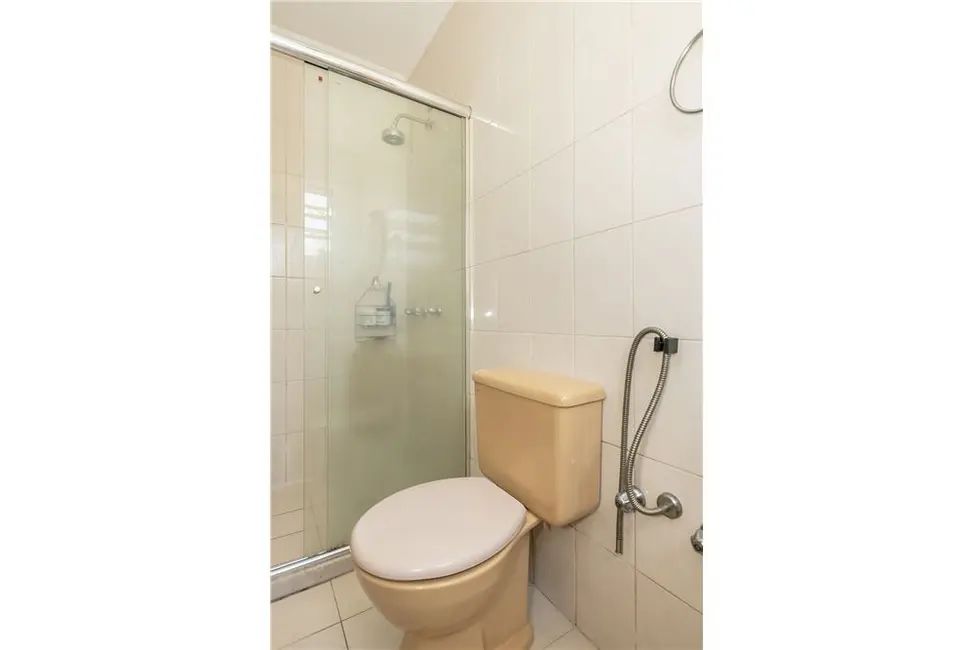 Casa com 4 quartos à venda, 250m2 em Três Figueiras, Porto Alegre - RS - imagem 5 Foto 5 de Casa com 4 quartos à venda, 250m2 em Três Figueiras, Porto Alegre - RS