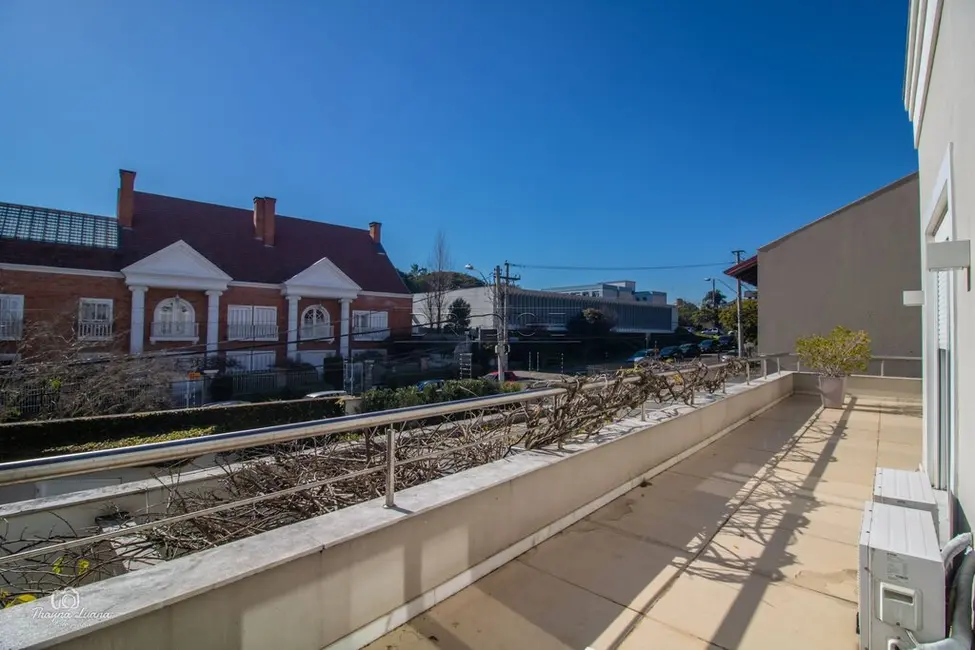 Casa com 6 quartos à venda, 570m2 em Três Figueiras, Porto Alegre - RS - imagem 5 Foto 5 de Casa com 6 quartos à venda, 570m2 em Três Figueiras, Porto Alegre - RS