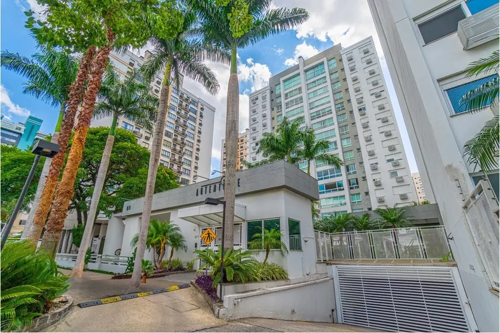Foto 1 de Apartamento com 3 quartos à venda, 106m2 em Passo da Areia, Porto Alegre - RS