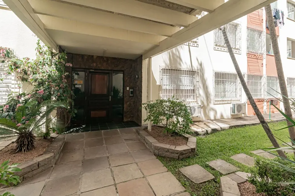 Apartamento com 3 quartos à venda, 78m2 em Higienópolis, Porto Alegre - RS - imagem 8 Foto 8 de Apartamento com 3 quartos à venda, 78m2 em Higienópolis, Porto Alegre - RS