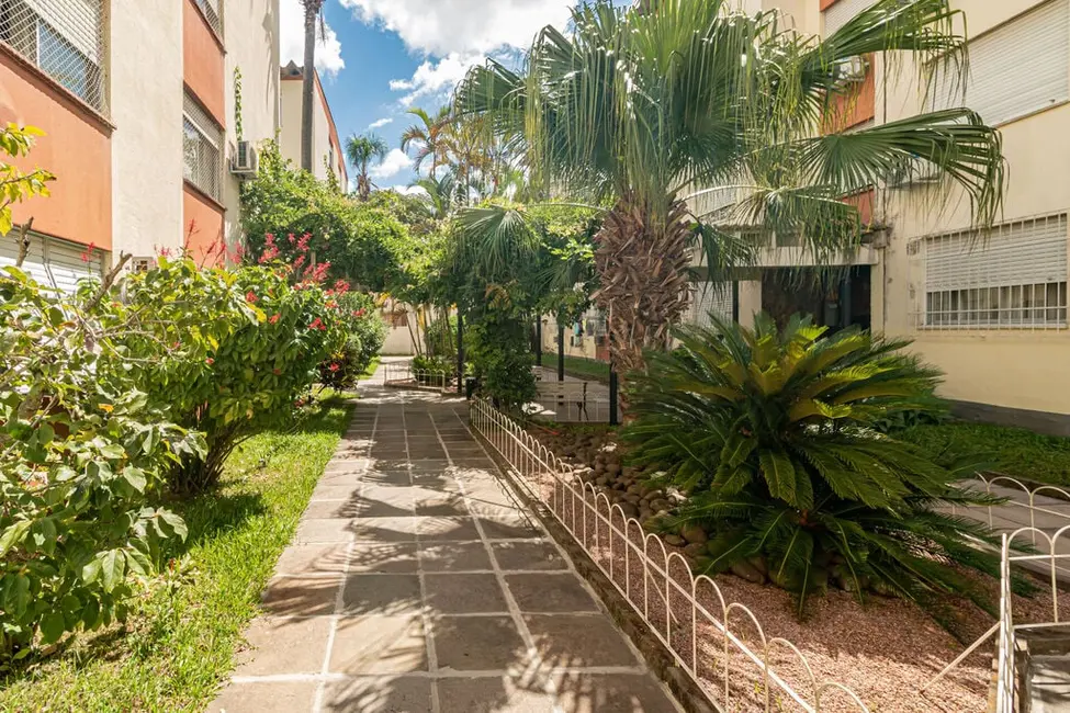 Apartamento com 3 quartos à venda, 78m2 em Higienópolis, Porto Alegre - RS - imagem 9 Foto 9 de Apartamento com 3 quartos à venda, 78m2 em Higienópolis, Porto Alegre - RS