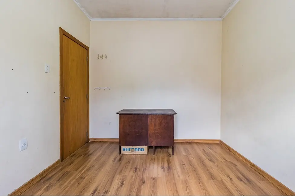 Apartamento com 2 quartos à venda, 64m2 em Vila Ipiranga, Porto Alegre - RS - imagem 2 Foto 2 de Apartamento com 2 quartos à venda, 64m2 em Vila Ipiranga, Porto Alegre - RS