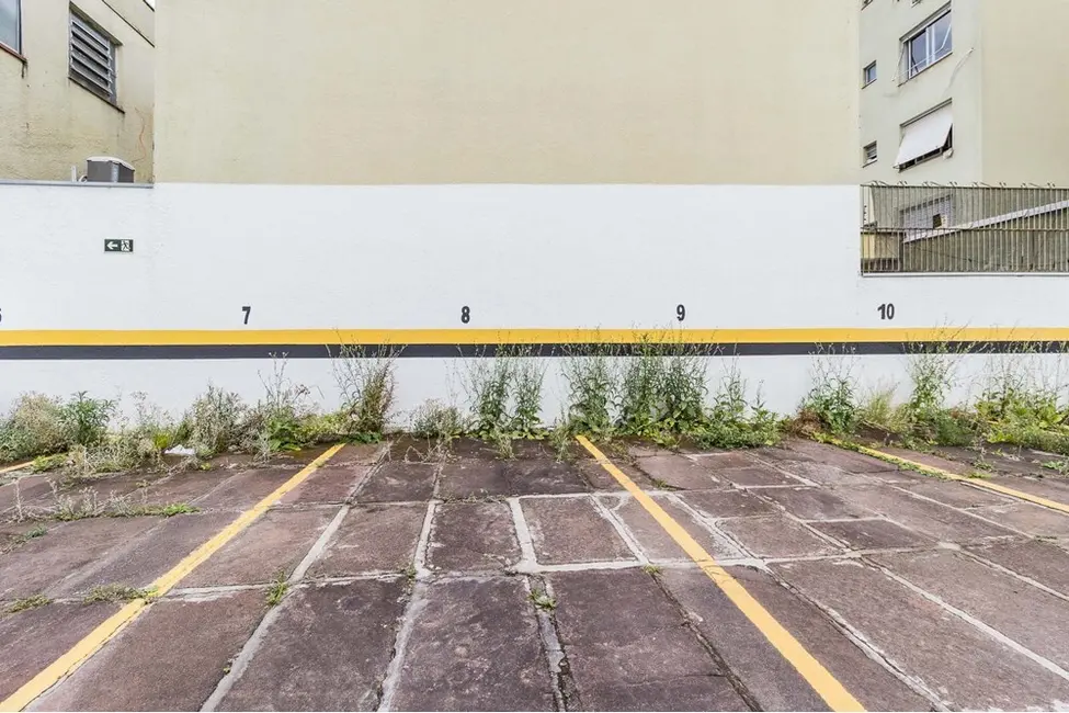 Apartamento com 2 quartos à venda, 64m2 em Vila Ipiranga, Porto Alegre - RS - imagem 4 Foto 4 de Apartamento com 2 quartos à venda, 64m2 em Vila Ipiranga, Porto Alegre - RS