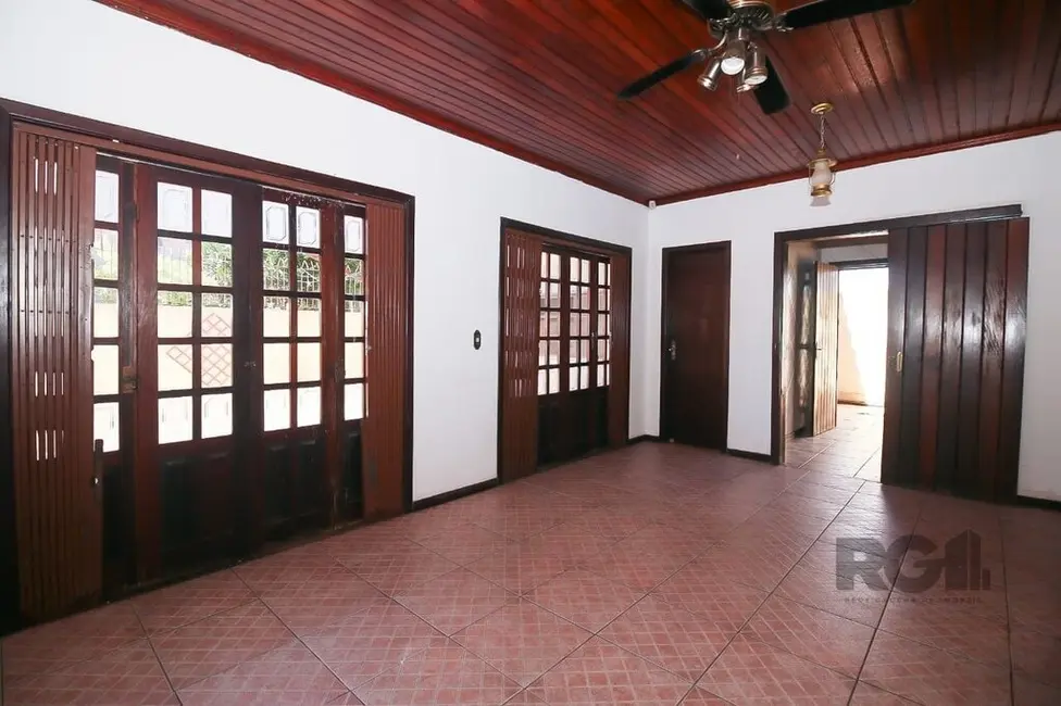 Casa com 4 quartos à venda, 247m2 em Marechal Rondon, Canoas - RS - imagem 9 Foto 9 de Casa com 4 quartos à venda, 247m2 em Marechal Rondon, Canoas - RS