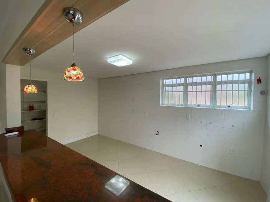 Foto 7 de Casa com 4 quartos à venda, 265m2 em Chácara das Pedras, Porto Alegre - RS
