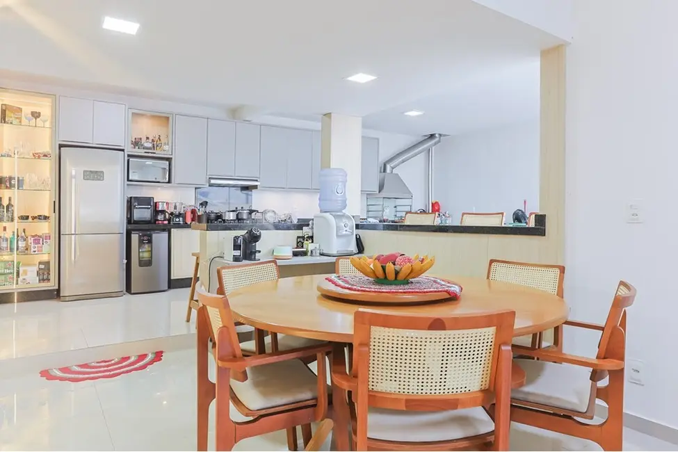 Foto 1 de Casa com 3 quartos à venda, 186m2 em São João do Rio Vermelho, Florianopolis - SC