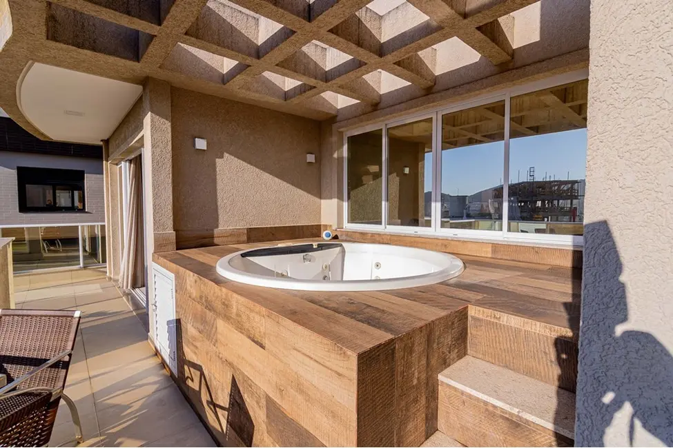 Foto 6 de Apartamento com 3 quartos à venda, 180m2 em Bombinhas - SC