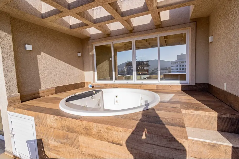 Foto 7 de Apartamento com 3 quartos à venda, 180m2 em Bombinhas - SC