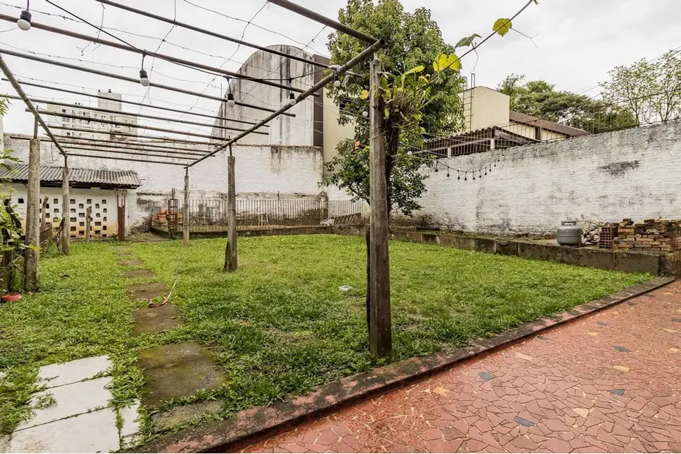 Casa com 3 quartos à venda, 200m2 em Santana, Porto Alegre - RS - imagem 7 Foto 7 de Casa com 3 quartos à venda, 200m2 em Santana, Porto Alegre - RS