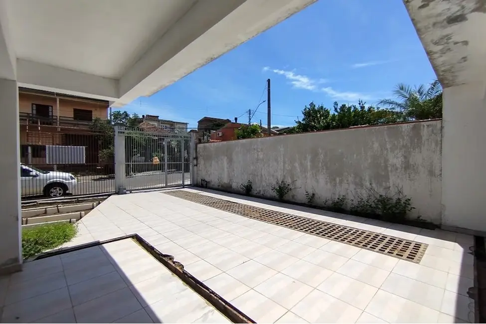 Casa com 3 quartos à venda, 193m2 em São José, Canoas - RS - imagem 3 Foto 3 de Casa com 3 quartos à venda, 193m2 em São José, Canoas - RS