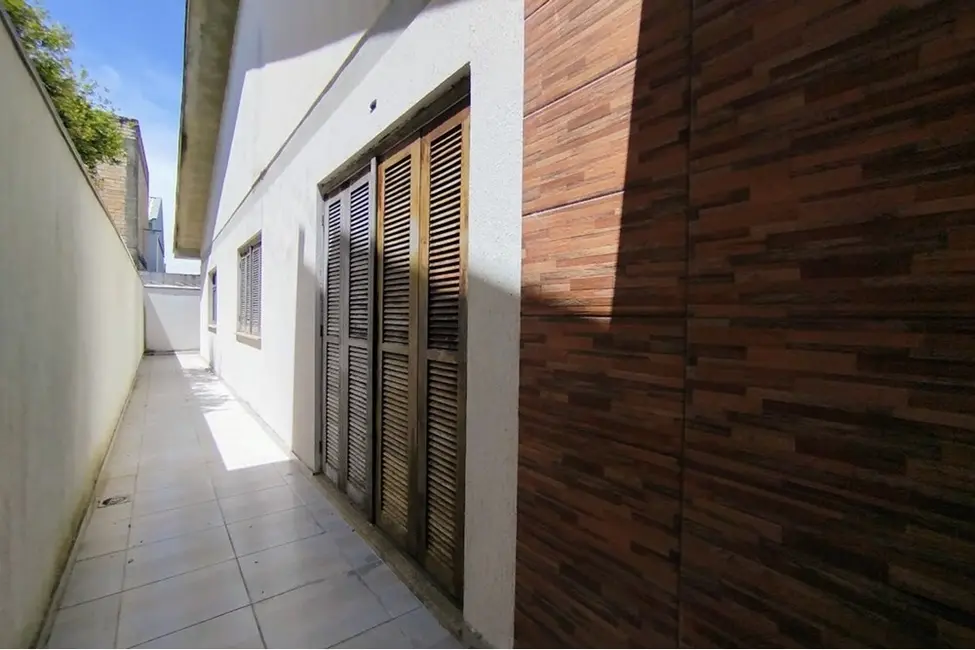 Casa com 3 quartos à venda, 193m2 em São José, Canoas - RS - imagem 8 Foto 8 de Casa com 3 quartos à venda, 193m2 em São José, Canoas - RS