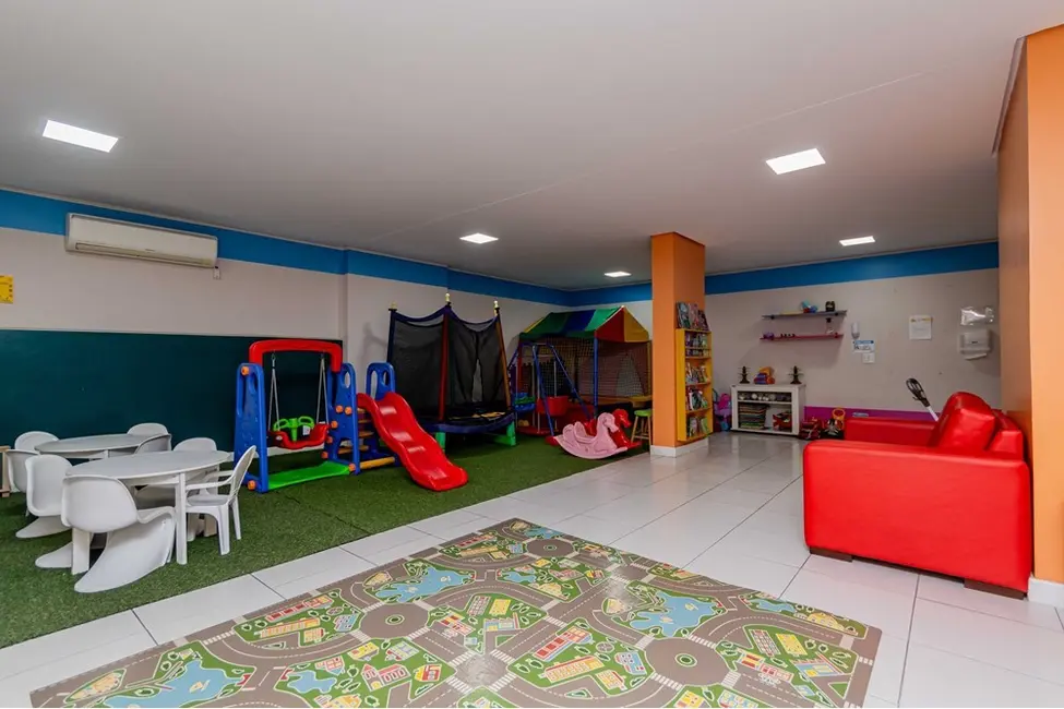 Apartamento com 3 quartos à venda, 84m2 em Passo da Areia, Porto Alegre - RS - imagem 8 Foto 8 de Apartamento com 3 quartos à venda, 84m2 em Passo da Areia, Porto Alegre - RS